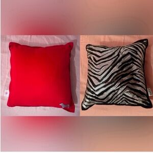 VINTAGE NEW VICTORIAS SECRET PINK DOUBLE SIDED THROW PILLOW